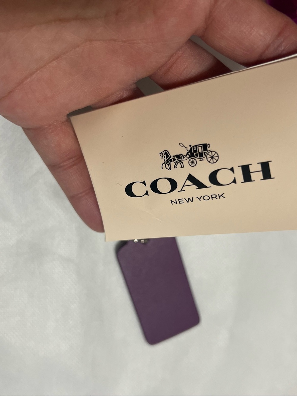 NWOT Coach New York hangtag lot Keychain in Purple and silver - Picture 3 of 5